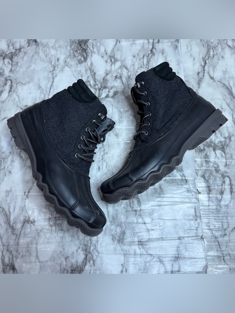 Sperry Black grey Wool Blend Duck Boots lace up casual size 10.5